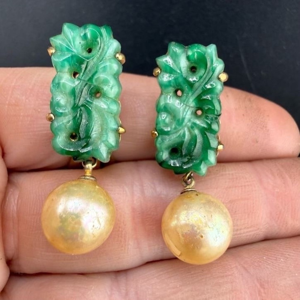 Vintage Ciner Clip On Earrings Green Imitation Pearl Signed